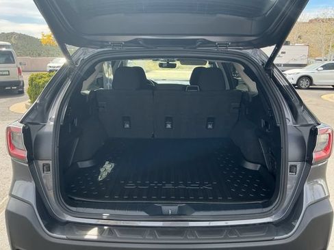 Used 2025 Subaru Outback Premium AWD/4WD image 20