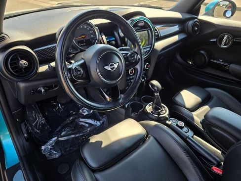 Used 2017 MINI Cooper S FWD image 9