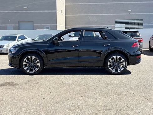 Used 2025 Audi Q8 Prestige AWD/4WD image 31