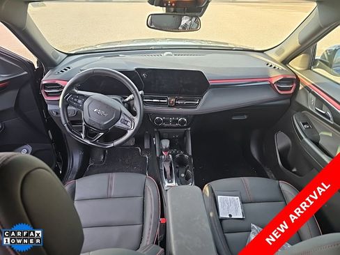 Used 2024 Chevrolet TrailBlazer RS w/ Convenience Package image 8