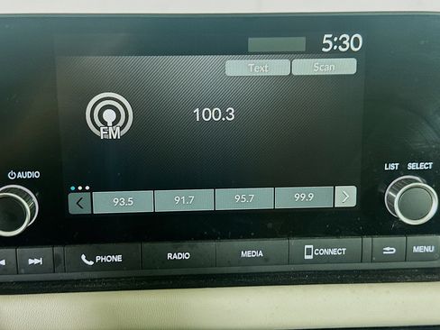 Used 2024 Honda HR-V LX image 19