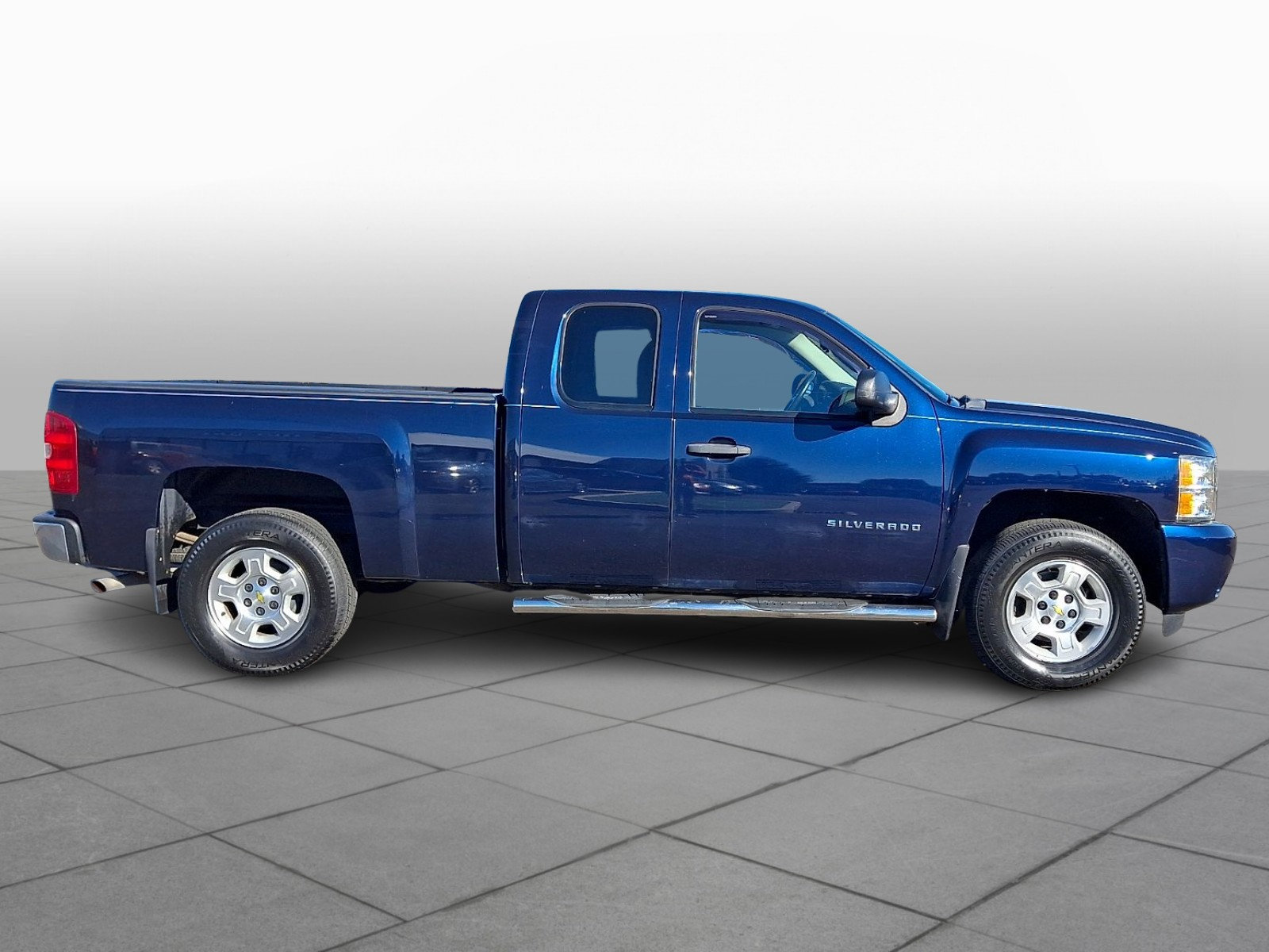 Used 2011 Chevrolet Silverado 1500 LT w/ All-Star Edition RWD image 8