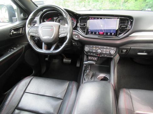 Used 2024 Dodge Durango GT RWD image 13