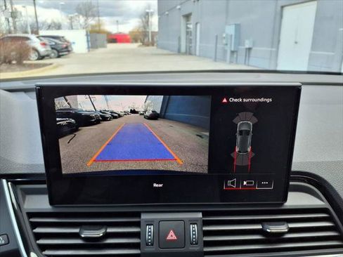 Certified 2025 Audi Q5 e Premium AWD/4WD image 13