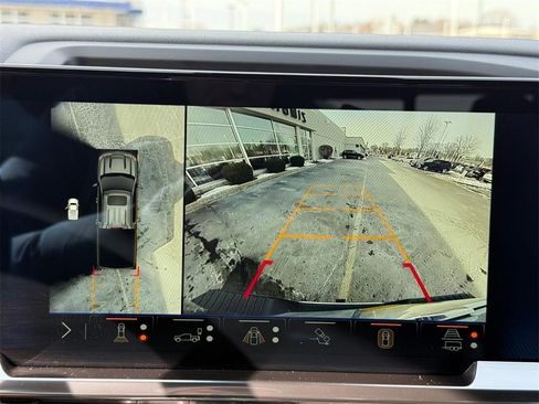 Used 2024 Chevrolet Silverado 1500 High Country w/ High Country Premium Package image 20