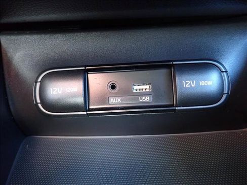 Used 2016 Kia Soul ! w/ Premium Package FWD image 19