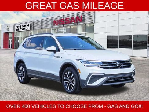 Used 2024 Volkswagen Tiguan S image 1