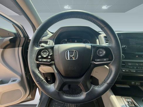 Used 2022 Honda Pilot Special Edition image 11