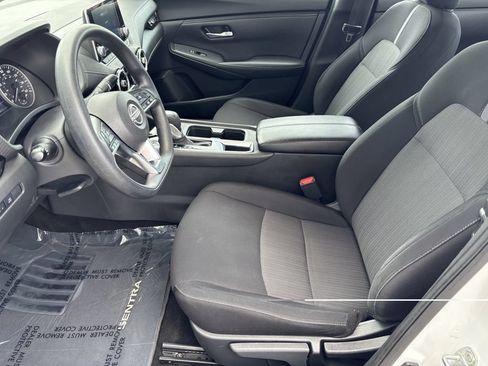 Used 2024 Nissan Sentra SV FWD image 13