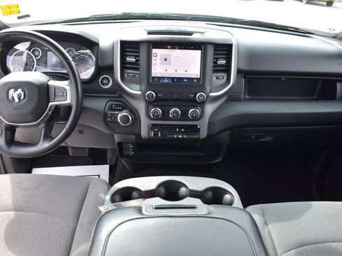 Used 2024 RAM 2500 Big Horn AWD/4WD image 22