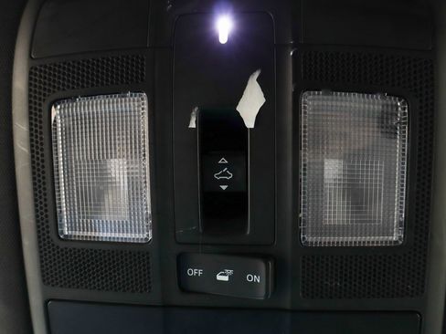 Used 2023 MAZDA CX-9 Carbon Edition image 29