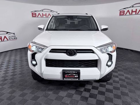 Used 2021 Toyota 4Runner SR5 Premium w/ Moonroof Package RWD image 9