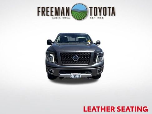 Used 2019 Nissan Titan PRO-4X w/ Pro-4x Convenience Package AWD/4WD image 3