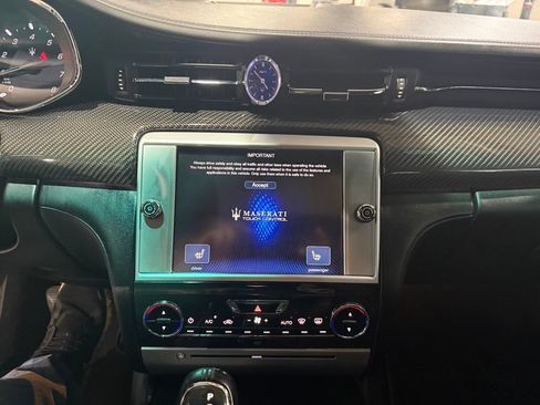 Used 2015 Maserati Quattroporte GTS RWD image 33