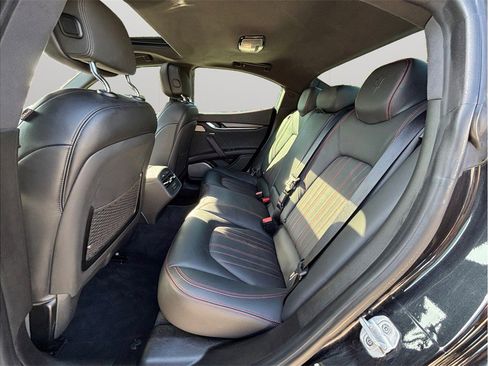 Used 2019 Maserati Ghibli S GranLusso image 39