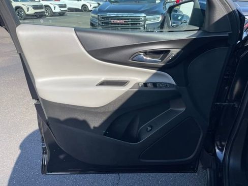 Used 2020 Chevrolet Equinox LT image 15