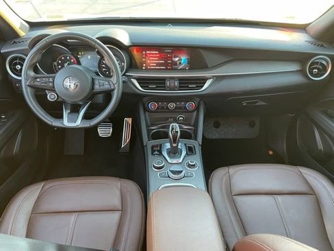 Used 2023 Alfa Romeo Stelvio Ti image 11