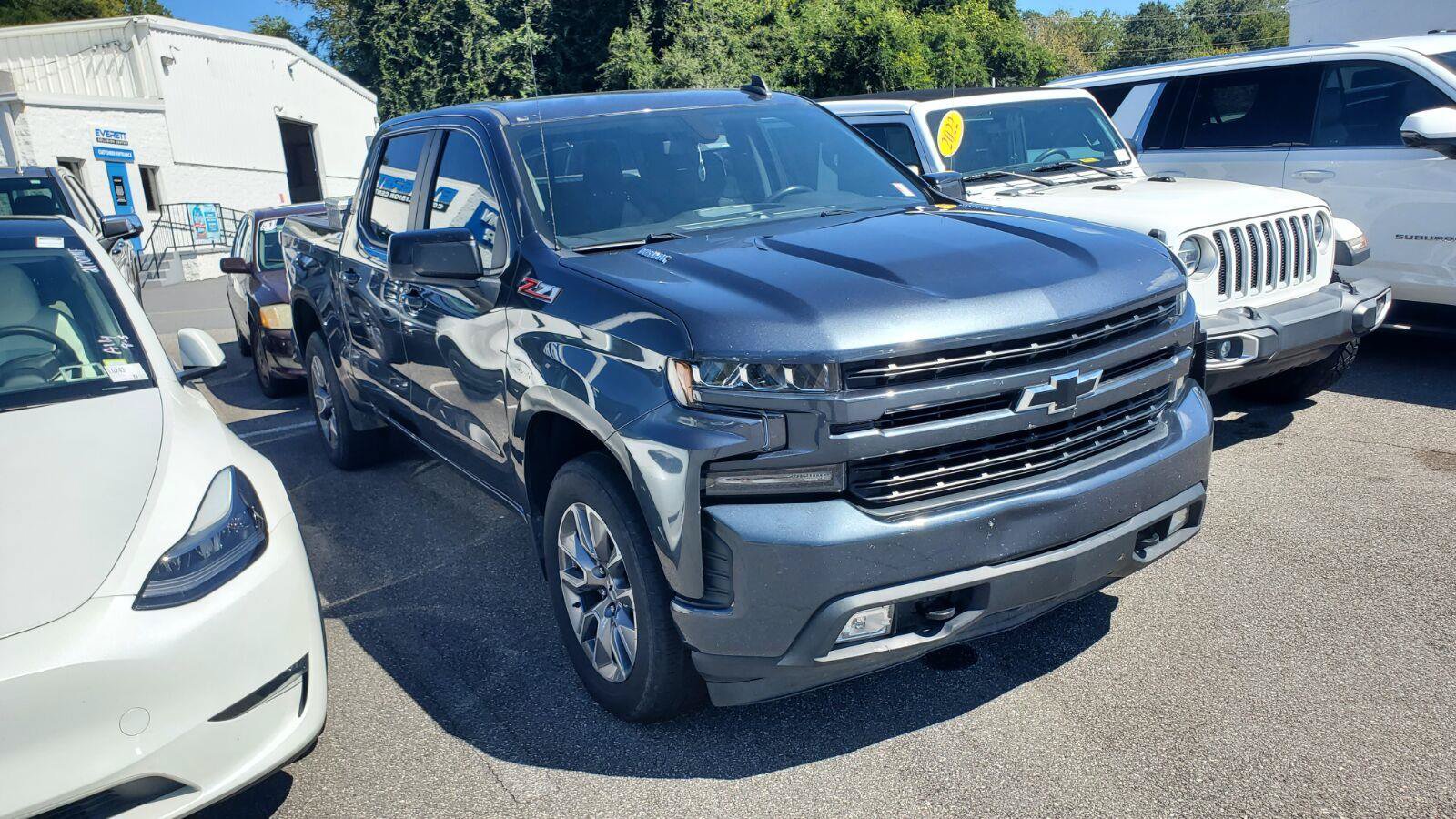 Used 2021 Chevrolet Silverado 1500 RST w/ All Star Edition Plus AWD/4WD image 2