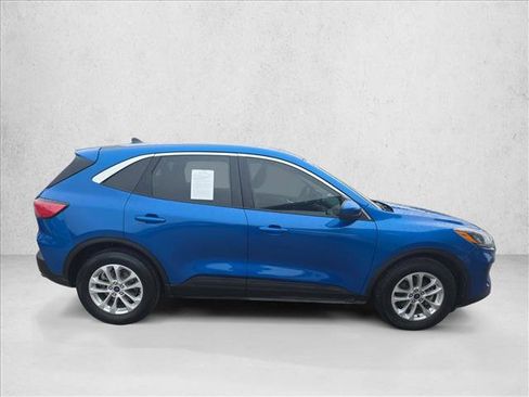 Used 2020 Ford Escape SE FWD image 6