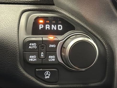 Used 2025 RAM 1500 Big Horn AWD/4WD image 19