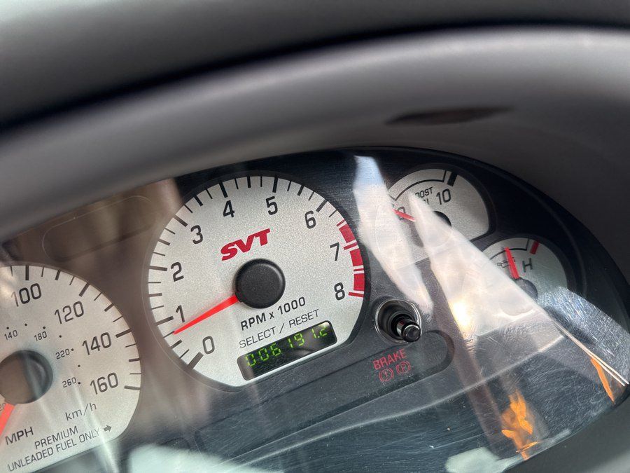 Used 2004 Ford Mustang Cobra RWD image 31