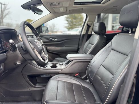 Used 2023 GMC Acadia Denali w/ Denali Ultimate Package image 16