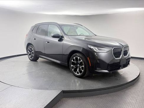 Used 2025 BMW X3 xDrive30i AWD/4WD image 11