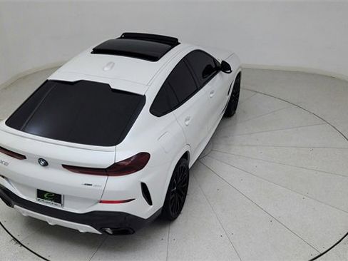 Used 2023 BMW X6 xDrive40i w/ M Sport Package image 89