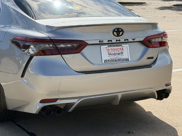 Used 2023 Toyota Camry XSE FWD image 6