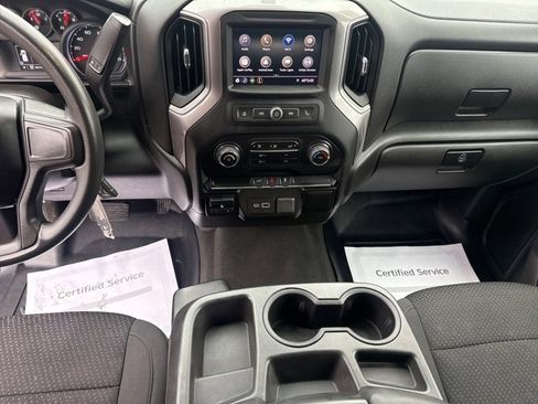 Used 2021 Chevrolet Silverado 2500 Custom w/ Custom Convenience Package image 18