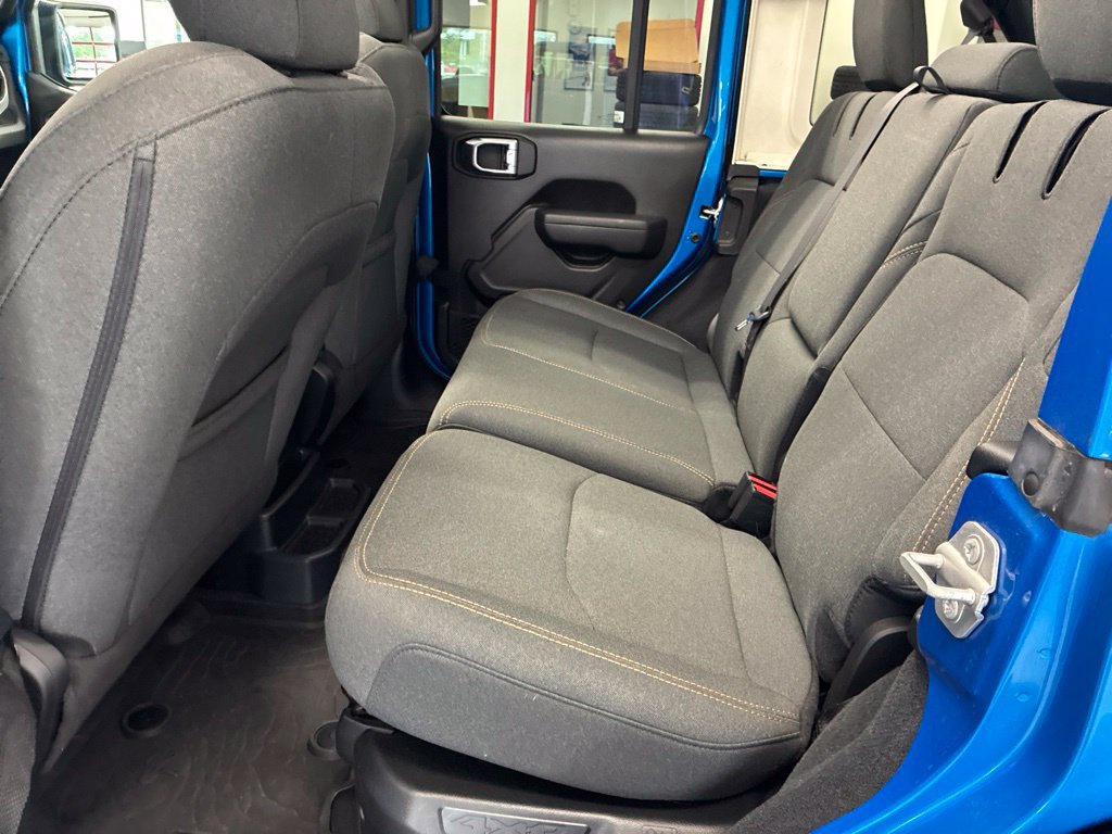 Certified 2024 Jeep Wrangler Unlimited AWD/4WD image 18