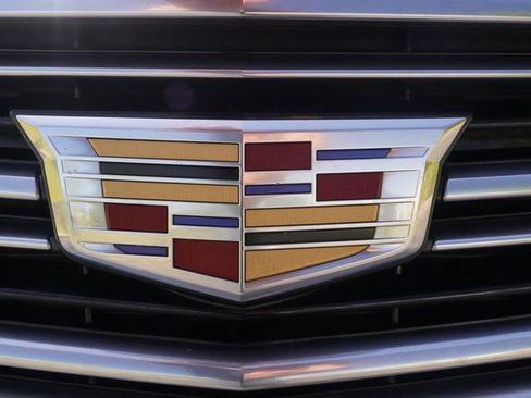 Used 2018 Cadillac XT5 Luxury w/ Driver Awareness Package image 42