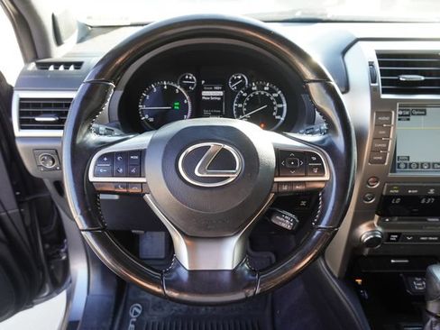 Used 2020 Lexus GX 460 Premium w/ Premium Package AWD/4WD image 27