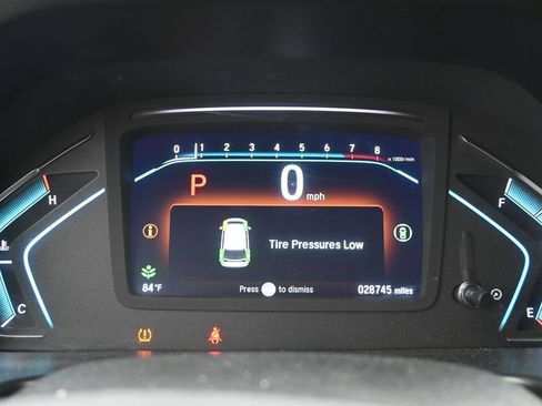 Used 2023 Honda Odyssey Elite image 12