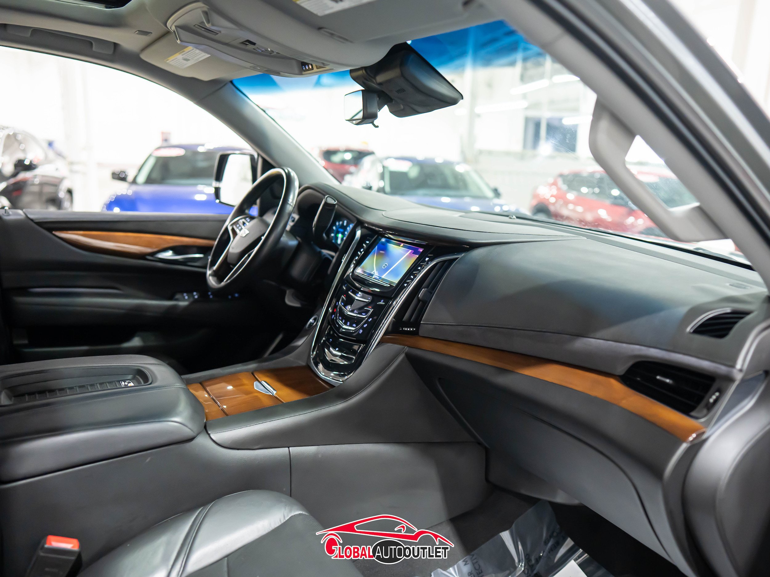 Used 2019 Cadillac Escalade ESV Luxury AWD/4WD image 15