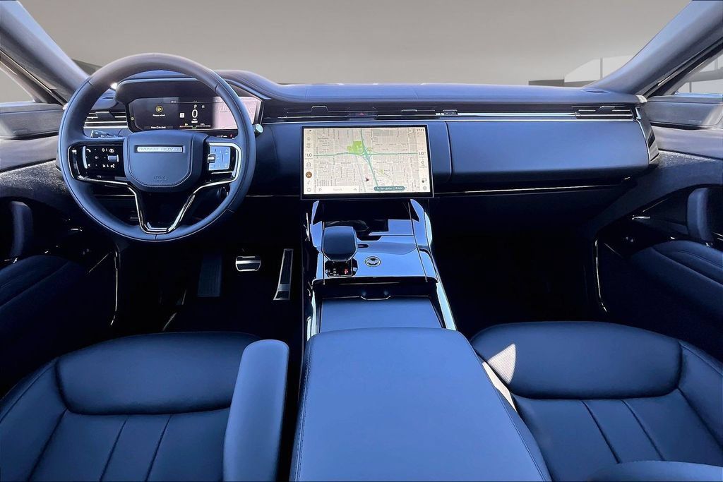 New 2026 Land Rover Range Rover Sport Dynamic SE AWD/4WD image 5