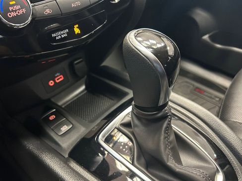 Used 2021 Nissan Rogue Sport SL w/ Premium Package image 19