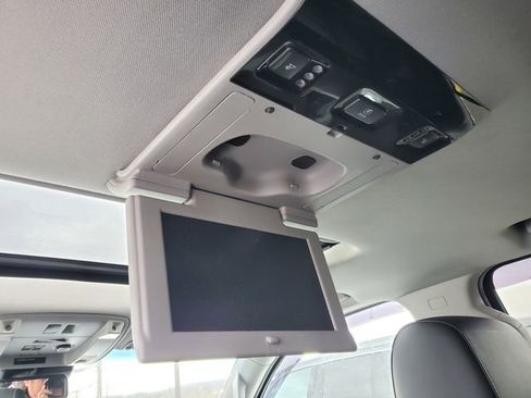 Used 2017 Chevrolet Tahoe Premier image 17