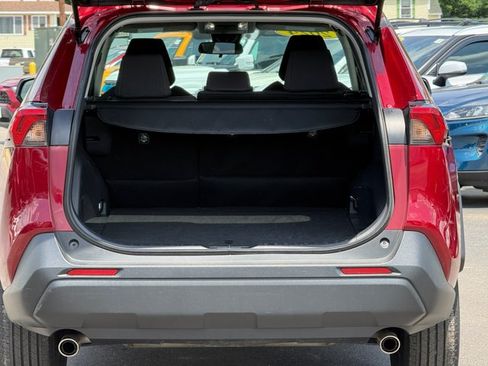 Used 2024 Toyota RAV4 LE AWD/4WD image 21