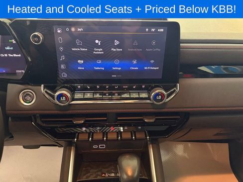 Used 2024 Chevrolet Colorado Z71 w/ Z71 Convenience Package 2 AWD/4WD image 14