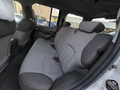 Used 2007 Nissan Xterra S image 11