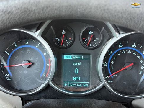 Used 2015 Chevrolet Cruze LS FWD image 19