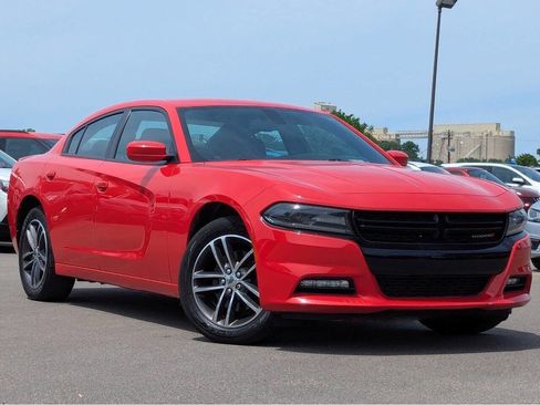 Used 2019 Dodge Charger SXT w/ Cold Weather Package AWD/4WD image 31
