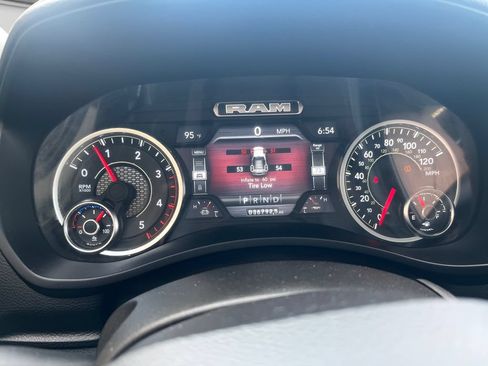Used 2024 RAM 2500 Laramie AWD/4WD image 14