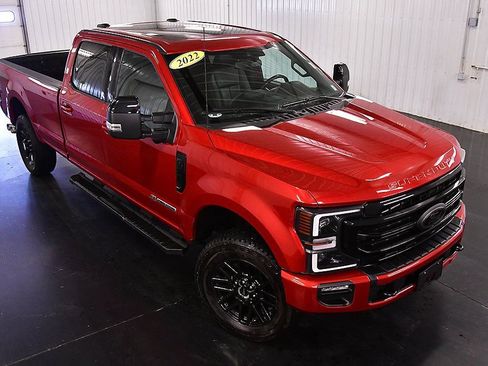 Used 2022 Ford F250 Lariat w/ Black Appearance Package AWD/4WD image 16