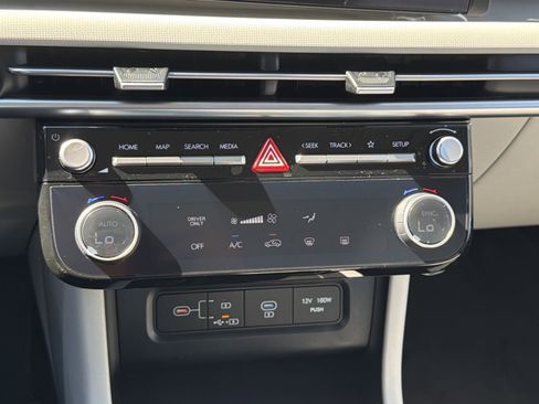 New 2026 Hyundai Tucson Blue SE image 20