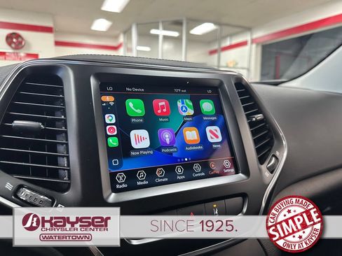 Certified 2021 Jeep Cherokee Latitude Lux w/ Comfort/Convenience Group AWD/4WD image 24