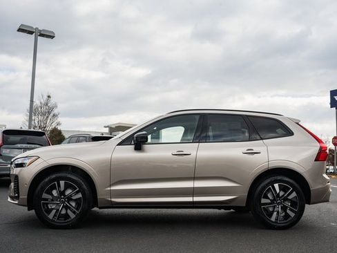 New 2026 Volvo XC60 B5 Plus w/ Protection Package Premier image 4