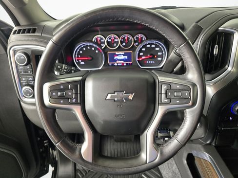 Used 2021 Chevrolet Silverado 1500 LT Trail Boss w/ Bed Protection Package AWD/4WD image 15