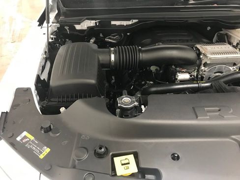 New 2026 RAM 1500 4x4 Crew Cab image 47